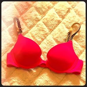 PINK Push-Up Hot Pink Wear Everywhere bra